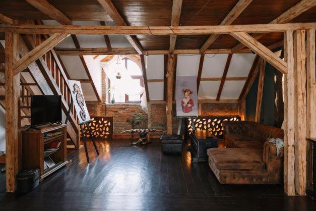 Gallery Loft بياترا نام المظهر الخارجي الصورة