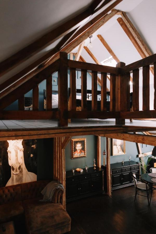Gallery Loft بياترا نام المظهر الخارجي الصورة